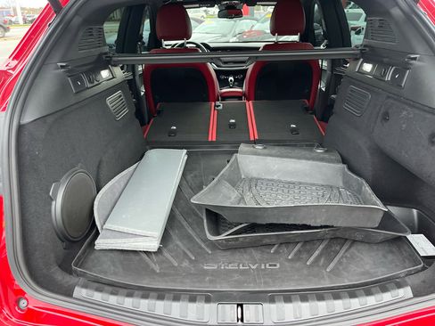 Used 2023 Alfa Romeo Stelvio Veloce image 53