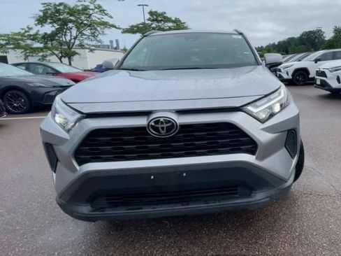 Used 2025 Toyota RAV4 XLE AWD/4WD image 7