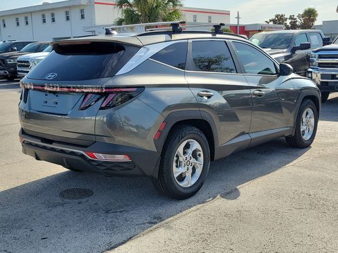 Used 2022 Hyundai Tucson SEL FWD image 7