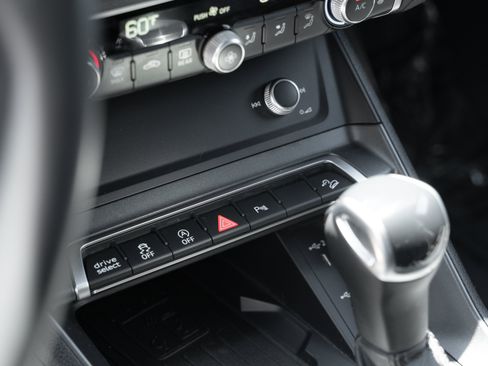 Certified 2024 Audi Q3 2.0T Premium AWD/4WD image 13