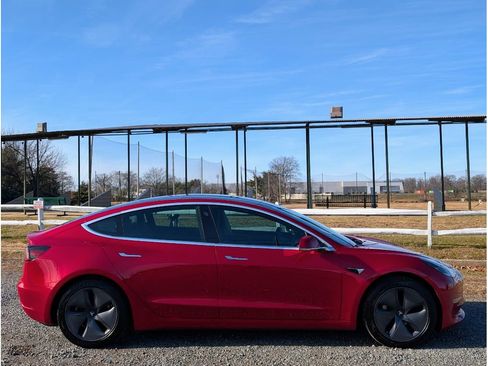 Used 2020 Tesla Model 3 Long Range image 8