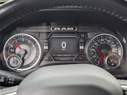 Used 2022 RAM 1500 Laramie image 25