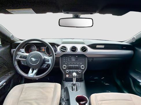 Used 2015 Ford Mustang Coupe image 14