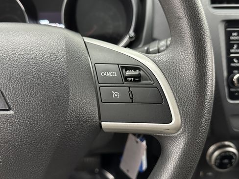 Used 2021 Mitsubishi Outlander Sport S image 19