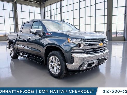 Used 2022 Chevrolet Silverado 1500 LTZ AWD/4WD image 32