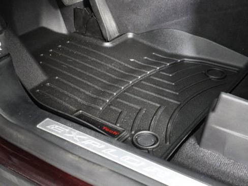 Certified 2022 Ford Explorer Limited AWD/4WD image 35