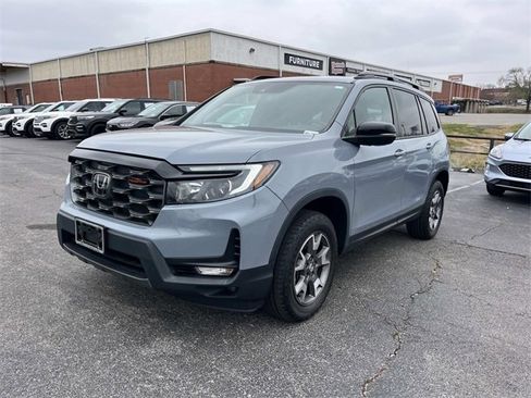 Used 2022 Honda Passport TrailSport image 7