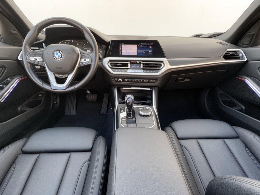 Used 2021 BMW 330i Sedan w/ Convenience Package RWD image 17
