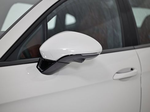 New 2026 Porsche Panamera 4 image 12