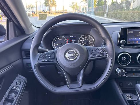 Certified 2025 Nissan Sentra S FWD image 14