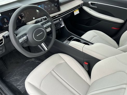 New 2026 Hyundai Sonata Blue image 17