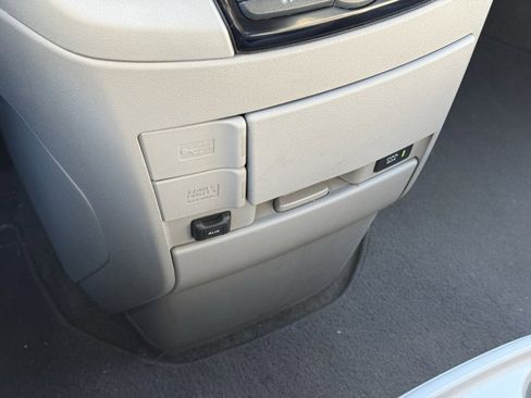 Used 2014 Honda Odyssey EX-L image 24