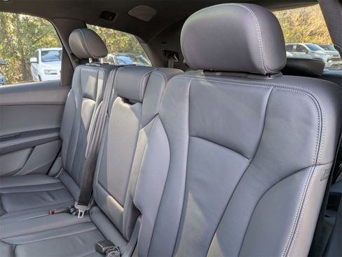 Used 2025 Audi Q7 3.0T Premium Plus image 31