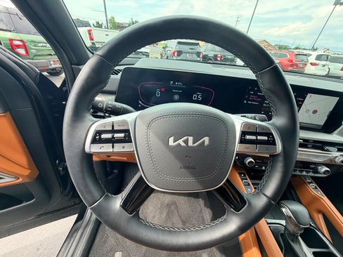 Used 2025 Kia Telluride EX X-Line AWD/4WD image 12
