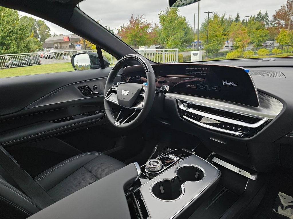 New 2027 Cadillac Lyriq Sport AWD/4WD image 10