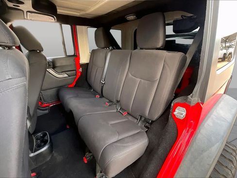Used 2015 Jeep Wrangler Unlimited Sport w/ Quick Order Package 24S AWD/4WD image 19