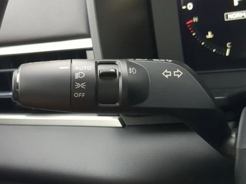 New 2026 Mitsubishi Outlander SE image 32