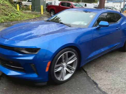 Used 2016 Chevrolet Camaro LT w/ RS Package image 4