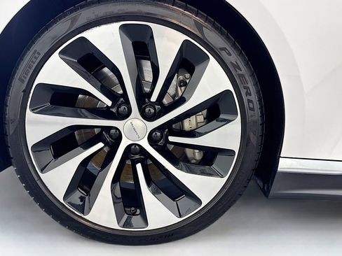 Used 2023 Lucid Air Touring image 29