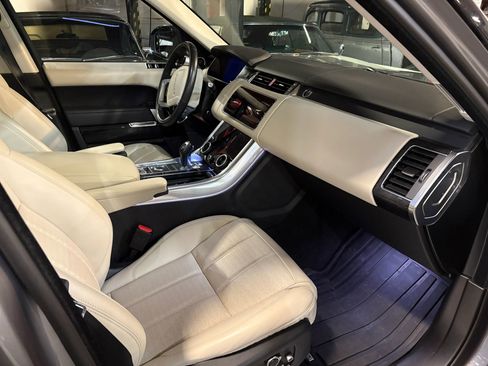 Used 2022 Land Rover Range Rover Sport Autobiography image 2