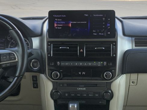 Used 2023 Lexus GX 460 Premium AWD/4WD image 31