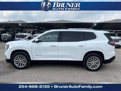 Used 2024 GMC Acadia Denali image 8