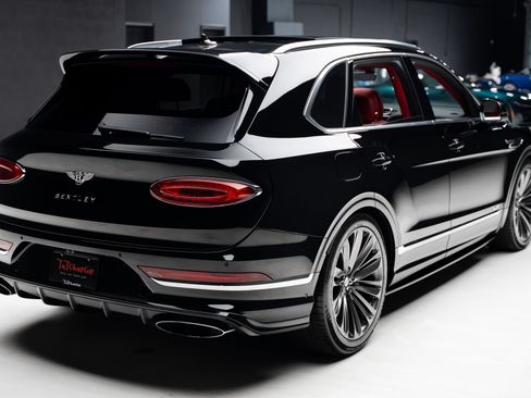 Used 2022 Bentley Bentayga Speed AWD/4WD image 33