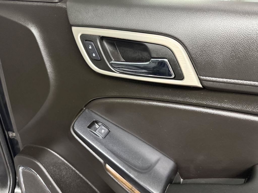 Used 2019 GMC Yukon XL Denali w/ Denali Ultimate Package AWD/4WD image 50