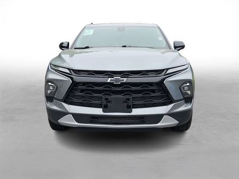 Used 2024 Chevrolet Blazer LT w/ Convenience Package FWD image 2