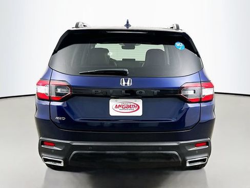 Certified 2024 Honda Pilot Elite image 22