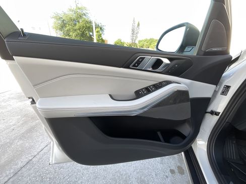 New 2026 BMW X5 sDrive40i w/ Premium Package image 8