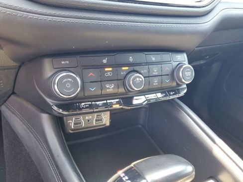 Used 2022 Dodge Durango GT image 24