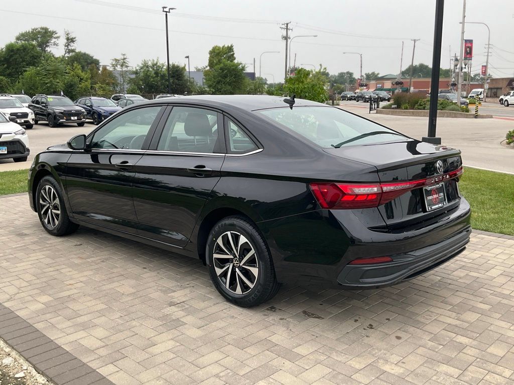 Used 2025 Volkswagen Jetta S FWD image 2