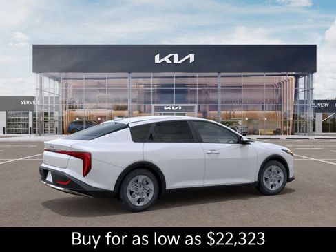New 2025 Kia K4 LX image 6
