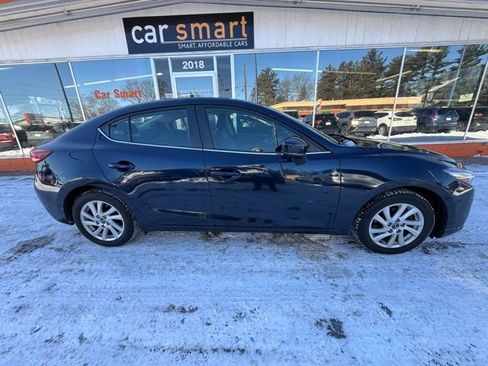 Used 2018 MAZDA MAZDA3 Touring image 8