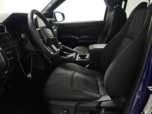 Used 2025 Toyota Tacoma SR5 image 5