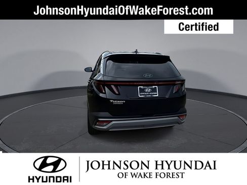 Used 2025 Hyundai Tucson SEL FWD image 7