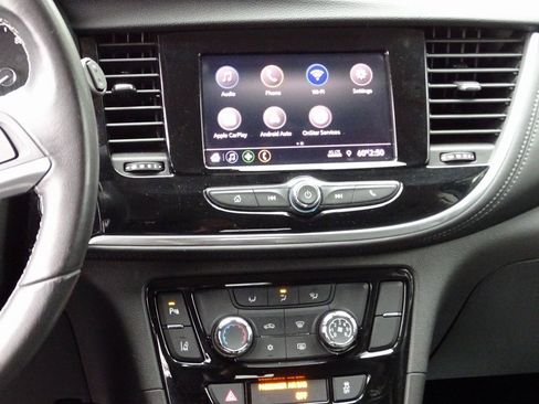 Used 2022 Buick Encore Preferred w/ Safety Package II image 19