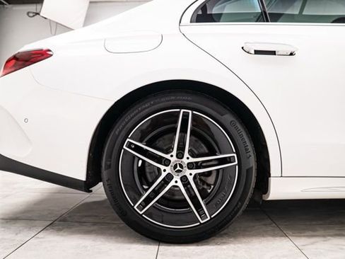 Used 2025 Mercedes-Benz E 350 4MATIC Sedan image 35