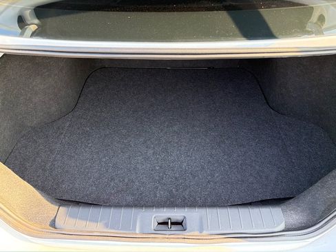 Used 2025 Nissan Sentra S FWD image 34
