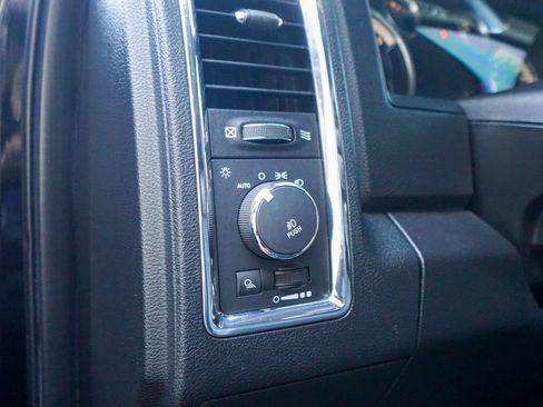 Used 2016 RAM 3500 Laramie image 21