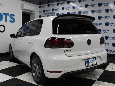 Used 2013 Volkswagen GTI image 2