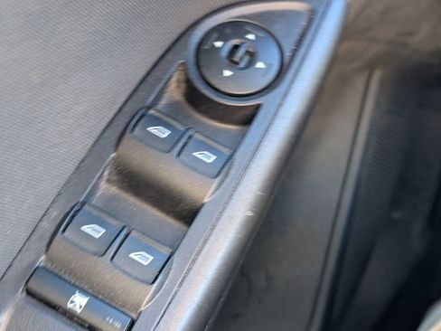 Used 2016 Ford Focus SE w/ Equipment Group 201A image 12