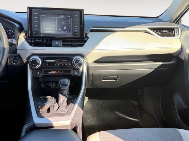Certified 2021 Toyota RAV4 XLE w/ Convenience Package AWD/4WD image 17