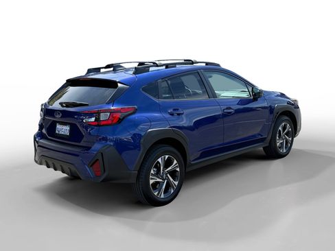 Used 2026 Subaru Crosstrek 2.5i Premium AWD/4WD image 5