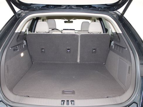 Used 2023 Lincoln Nautilus AWD w/ Premium Package image 14