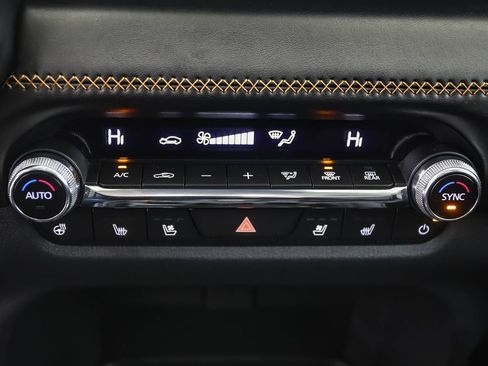 Used 2025 MAZDA CX-50 2.5 Turbo w/ Premium Plus Pkg image 19