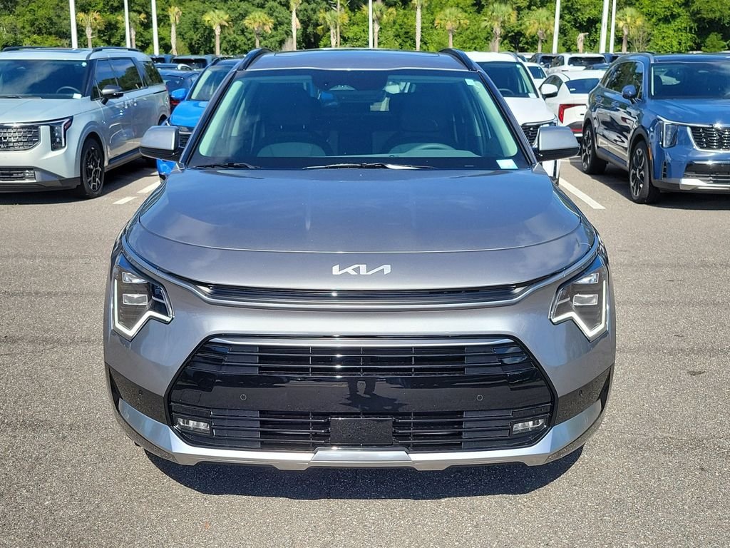 New 2026 Kia Niro SX Touring FWD image 2