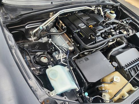 Used 2014 MAZDA MX-5 Miata Sport RWD image 38