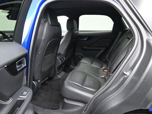 Used 2018 Jaguar F-PACE S AWD/4WD image 11